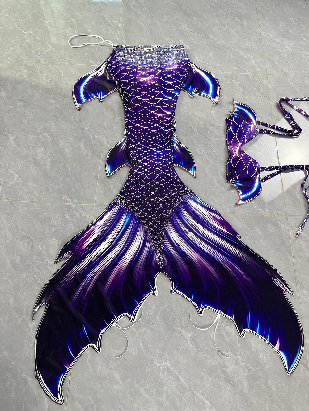 Colorful Dreamy Mermaid Tail A - Aquarium & Marine Museum Universiti Malaysia Sabah Kota Kinabalu Sabah Reviews reseña y precio