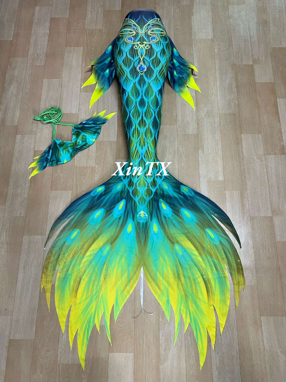 Mermaid Tail Adult Ladies Swim - Aquarium & Marine Museum Universiti Malaysia Sabah Kota Kinabalu Sabah Reviews reseña y precio
